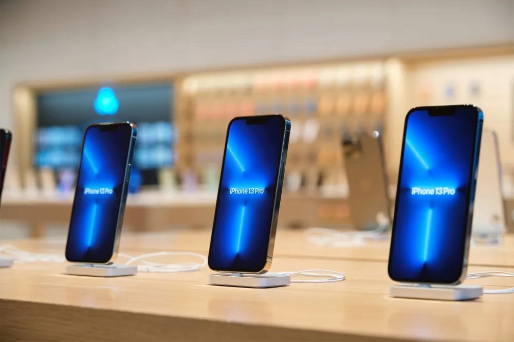 iPhone, produzione record nel Q4 2021