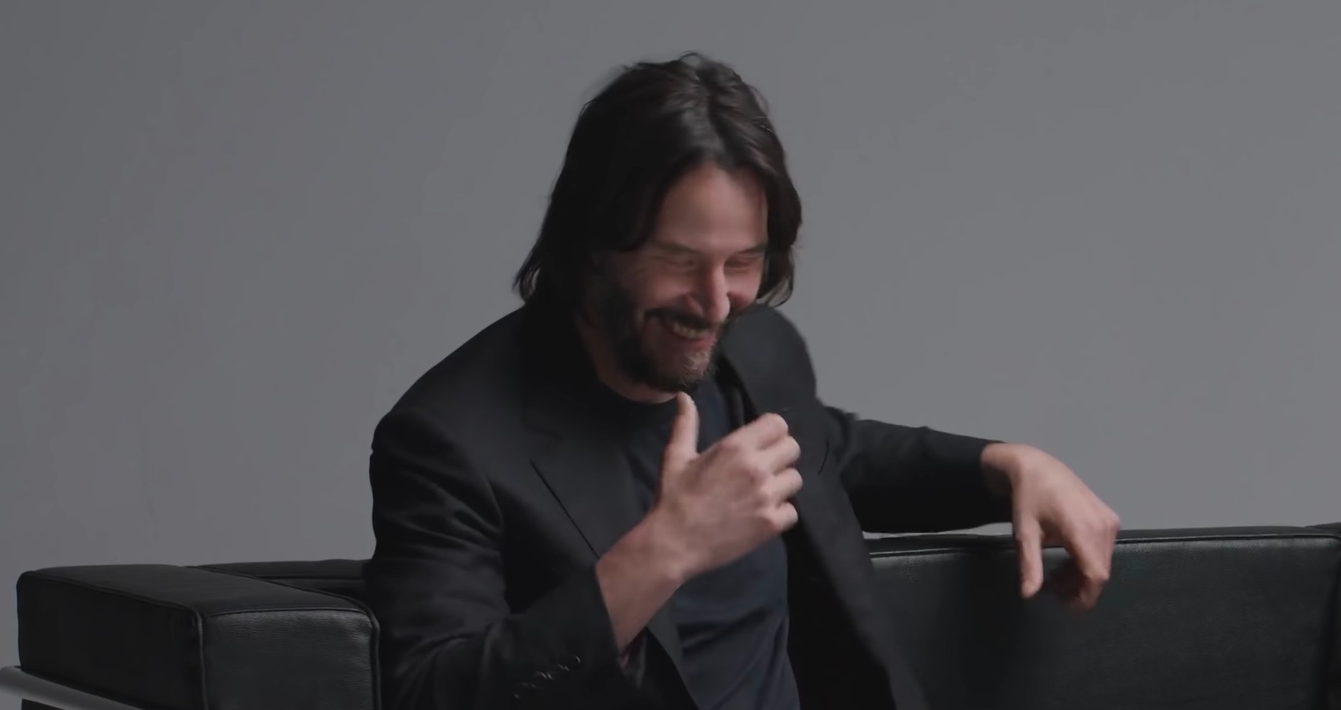 Nft Mania Keanu Reeves Si Fa Una Risata