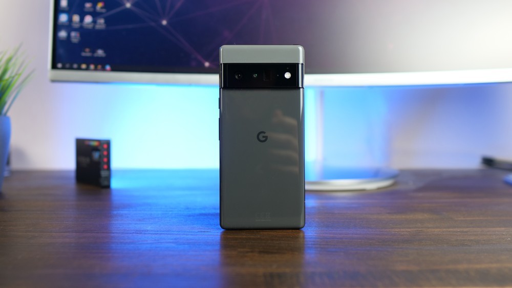 Pixel 6 e 6 Pro, nuovo bug blocca rotazione automatica e bussola – HDblog