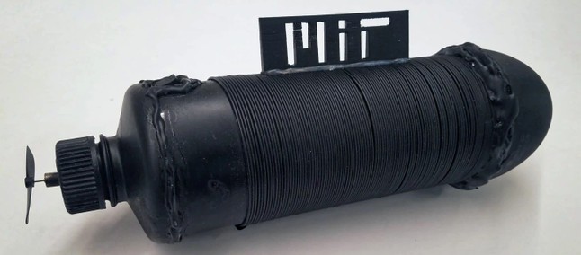 Una batteria sottile come un filo e lunga anche chilometri: l’ha realizzata il MIT