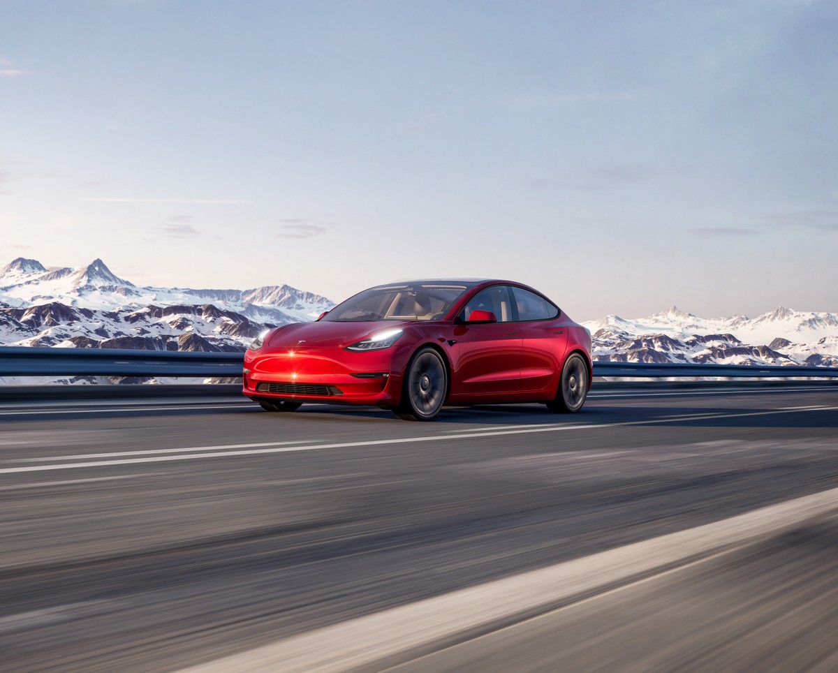 Tesla Model 3 per estrarre criptovalute: fino a 80 &hellip;