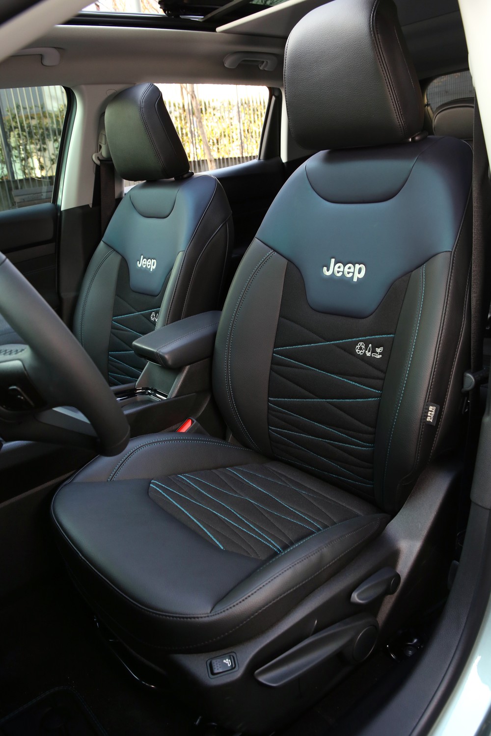 Renegade e Compass e-Hybrid, Jeep raddoppia l'offerta dell'ibrido -  HDmotori.it