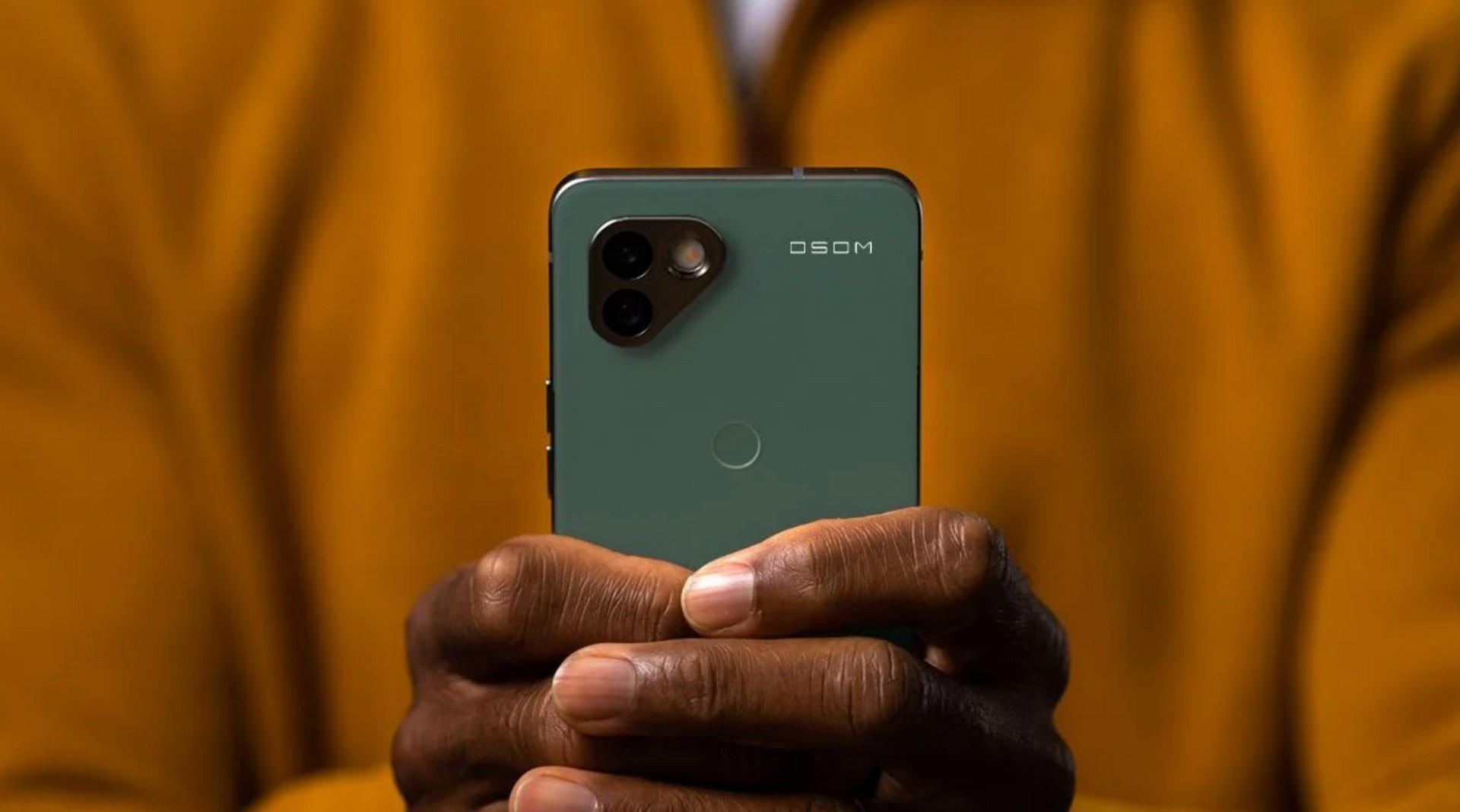 OSOM OV1, lo smartphone "nato" da Essential in arrivo questa estate