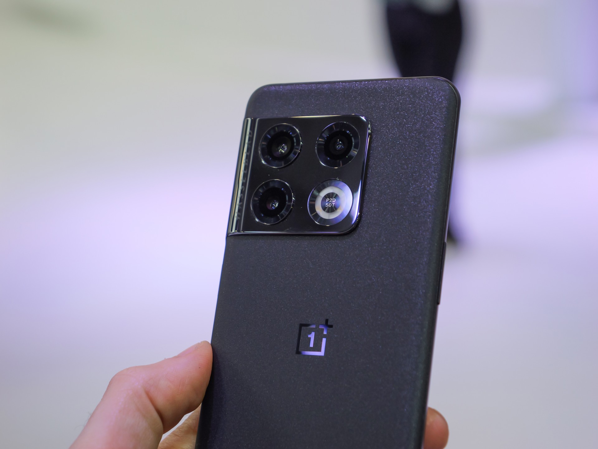 OnePlus 10 Pro dal MWC 2022, le nostre prime impressioni | Video
