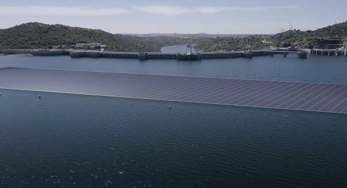 Em Portugal, a maior central fotovoltaica flutuante da Europa