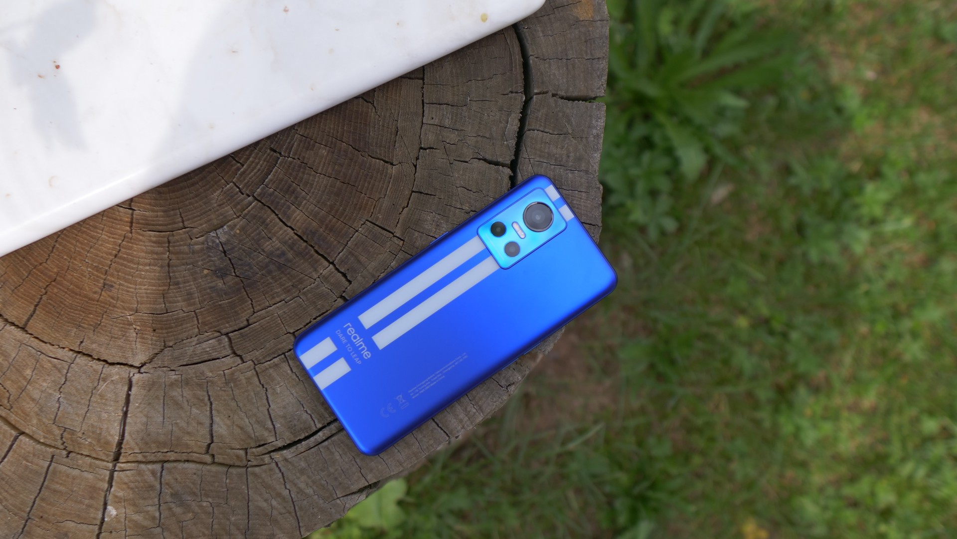 Recensione Realme GT Neo 3: ricarica impressionante, bastano 15 minuti