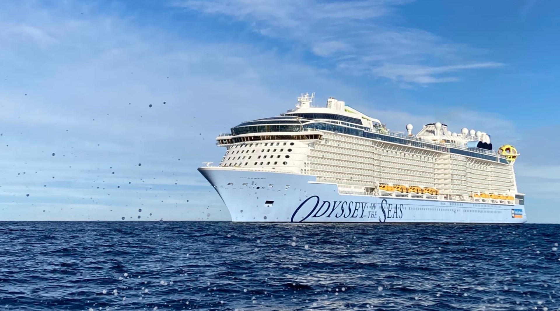Starlink di SpaceX anche sulle navi da crociera Royal Caribbean