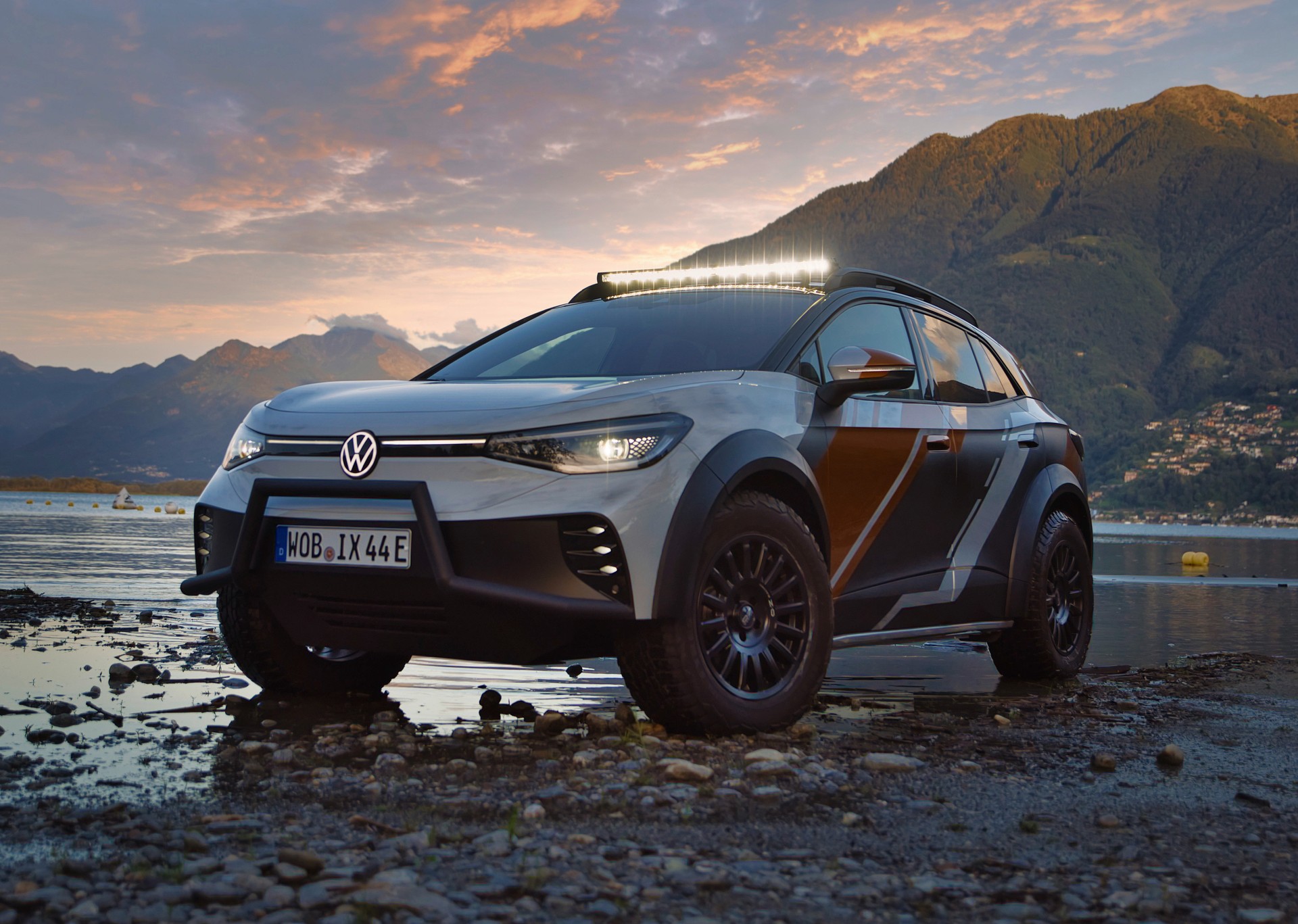 Volkswagen ID. Xtreme, la ID.4 si trasforma in un "fuoristrada"