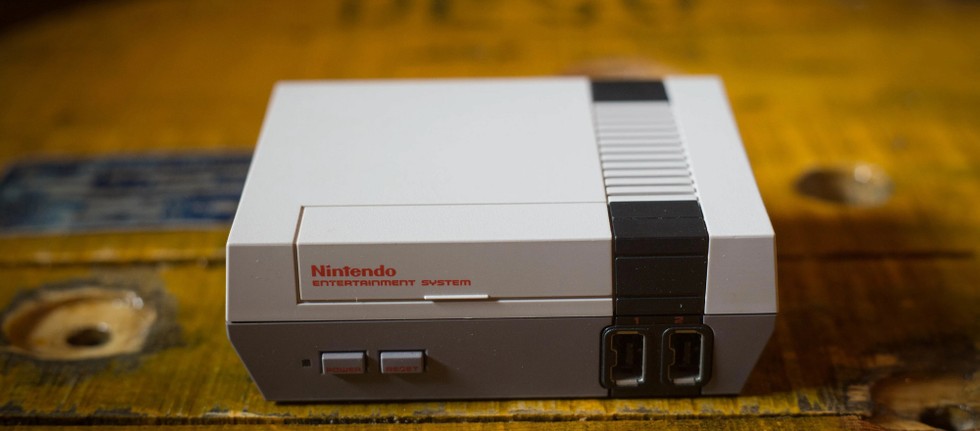 Nintendo NES, un sistema operativo trasforma la console in PC | Video