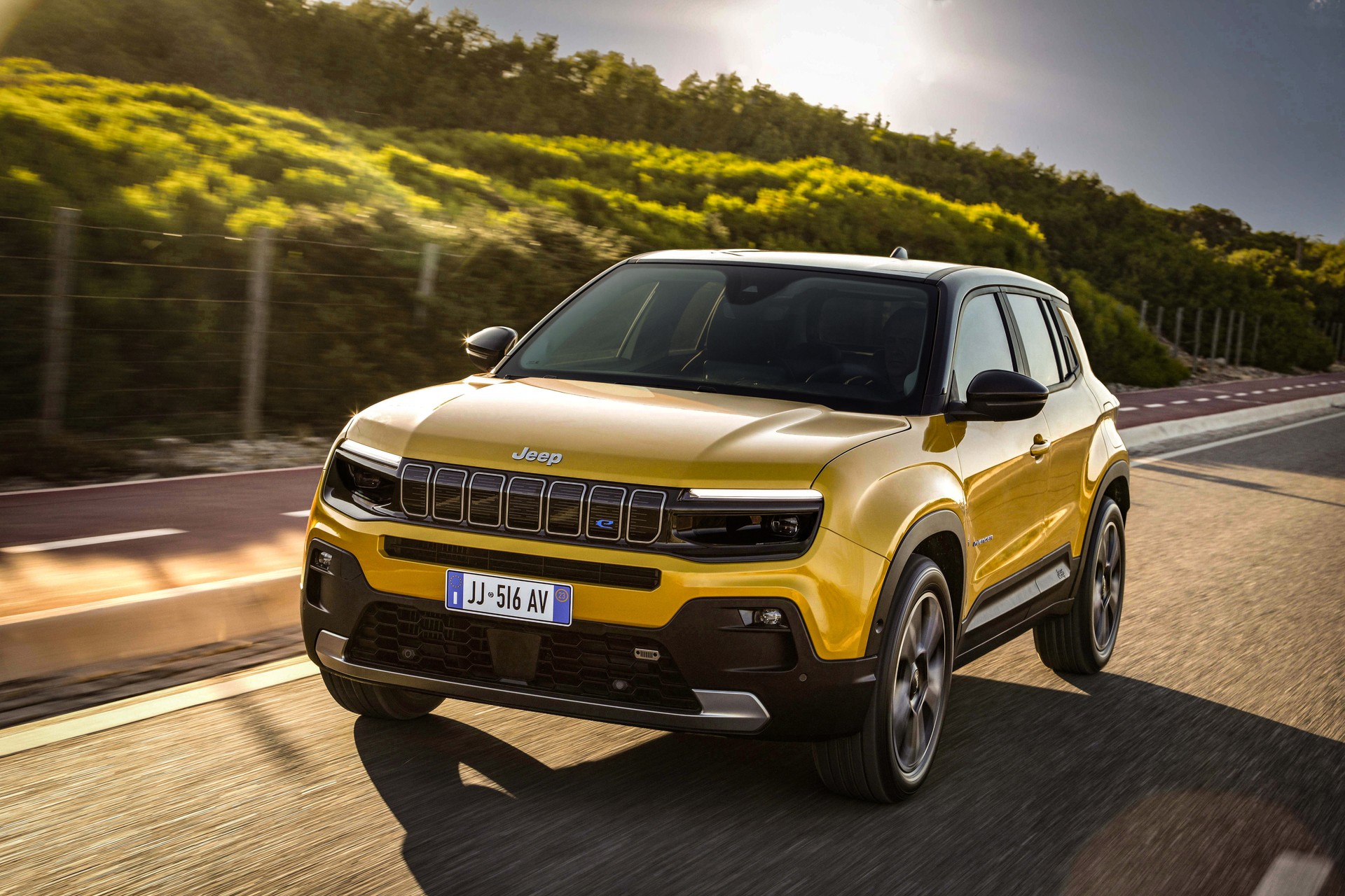 Car of the Year 2023, anche la nostra community incorona la Jeep Avenger 