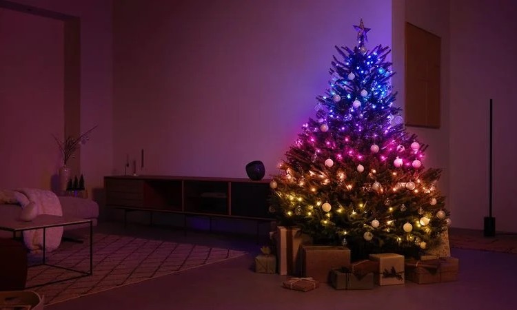 Philips Hue Festavia, ufficiali le nuove luci smart pronte per Natale 2022  