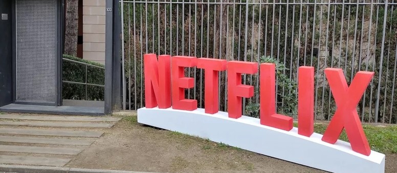 Netflix, abbonamenti crescono dopo lo stop alle password condivise