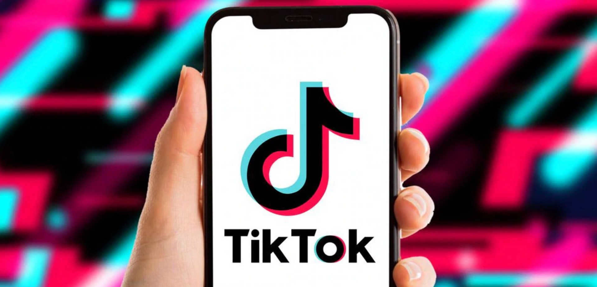 I giovani sono tutti stupidi: i politici su TikTok