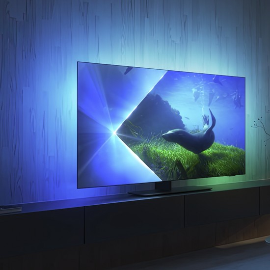 Philips, ecco tutti i TV Ambilight per il 2023. Arriva Google TV! 