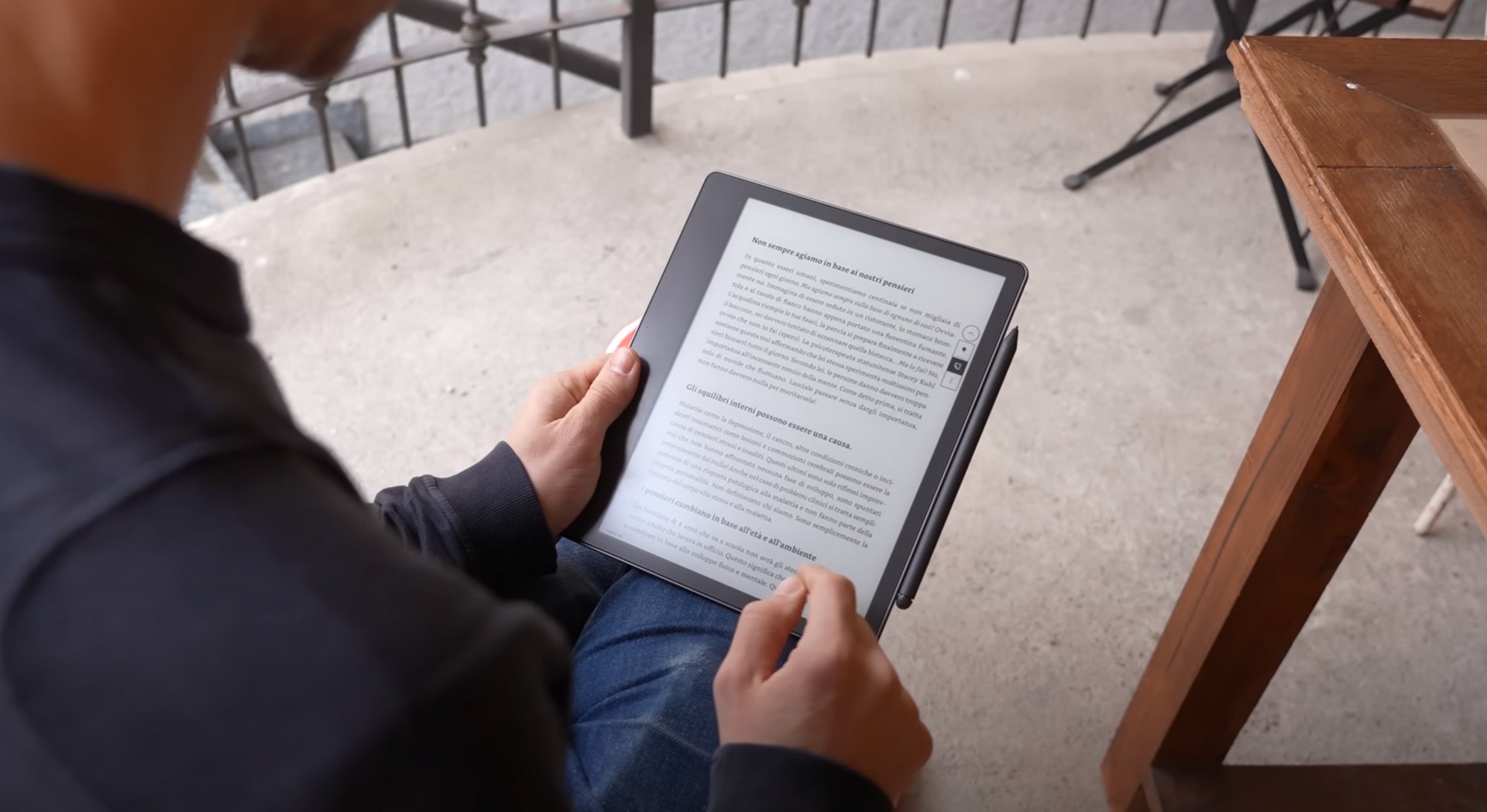 Kindle Scribe (16 GB), Il primo Kindle e taccuino digitale, tutto in uno,  con schermo Paperwhite da 10,2'' a 300 ppi