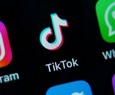 Il CEO di TikTok appare in video in difesa del social network