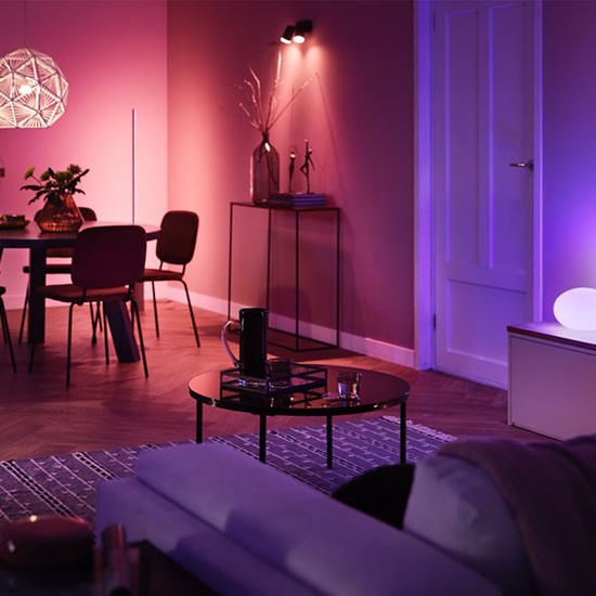 Philips Hue, slitta l'aggiornamento a Matter: serve più tempo del