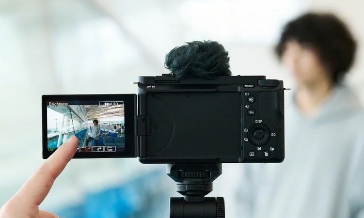 Sony ZV-E1 Vlog Camera Full-Frame Con 4K 60p, Autofocus IA E Stabilizzazione 5 Assi – Compatta E Leggera - 4