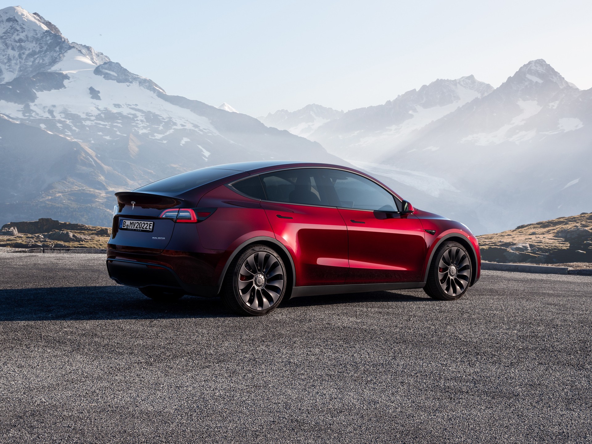 Tesla Model Y, nel 2023 è stata l'auto più venduta al mondo
