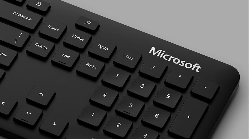 Microsoft ci ripensa: tornano mouse, tastiere e accessori PC, ma