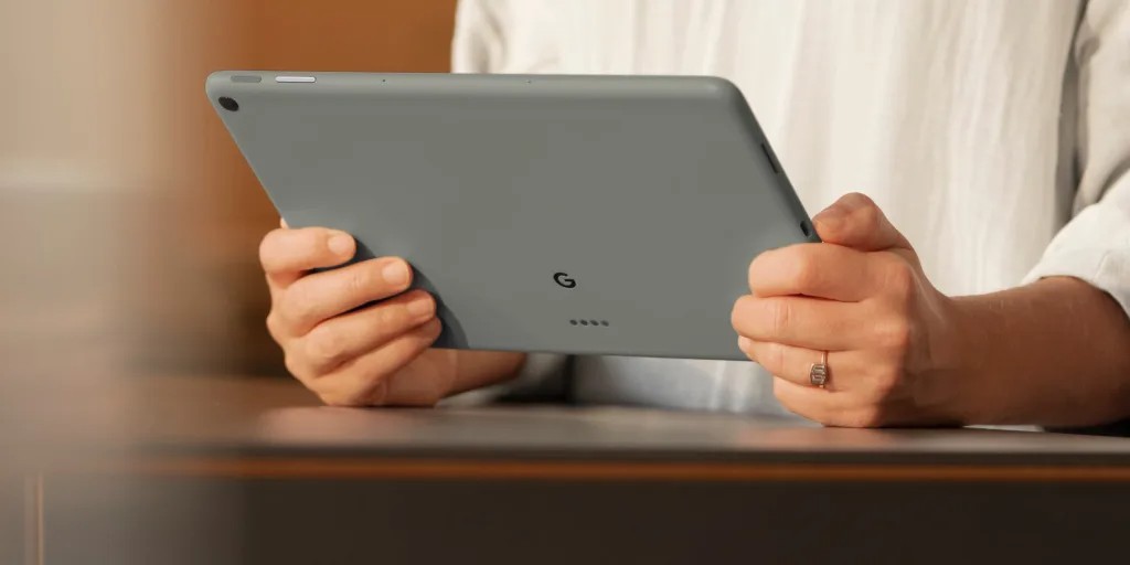 Google porta la funzione Cerchia e Cerca su Pixel Tablet con Android 15 Beta