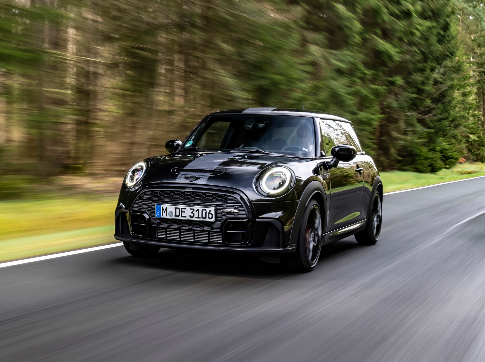 MINI John Cooper Works, ecco l'edizione limitata 1to6 con cambio manuale 