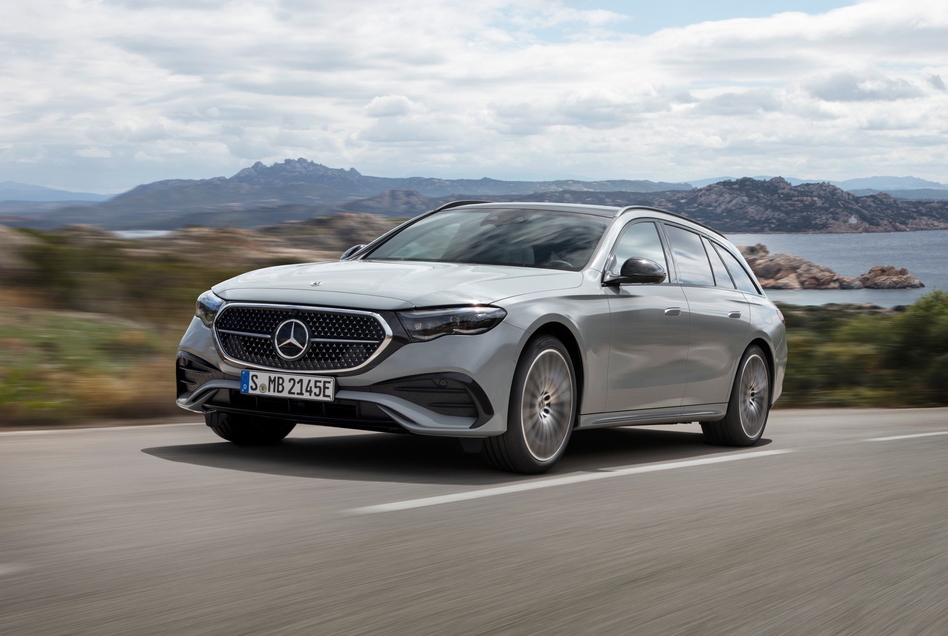 Mercedes Classe E StationWagon, ufficiale la nuova generazione