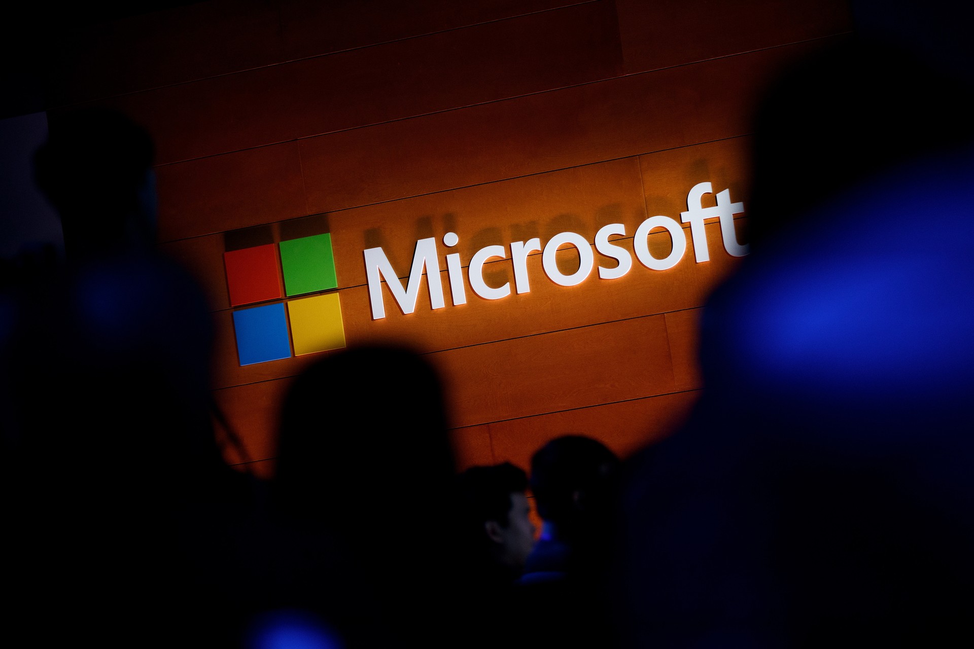 Cade un ostacolo all'acquisizione di Activision da parte di Microsoft -  Benzinga Italia