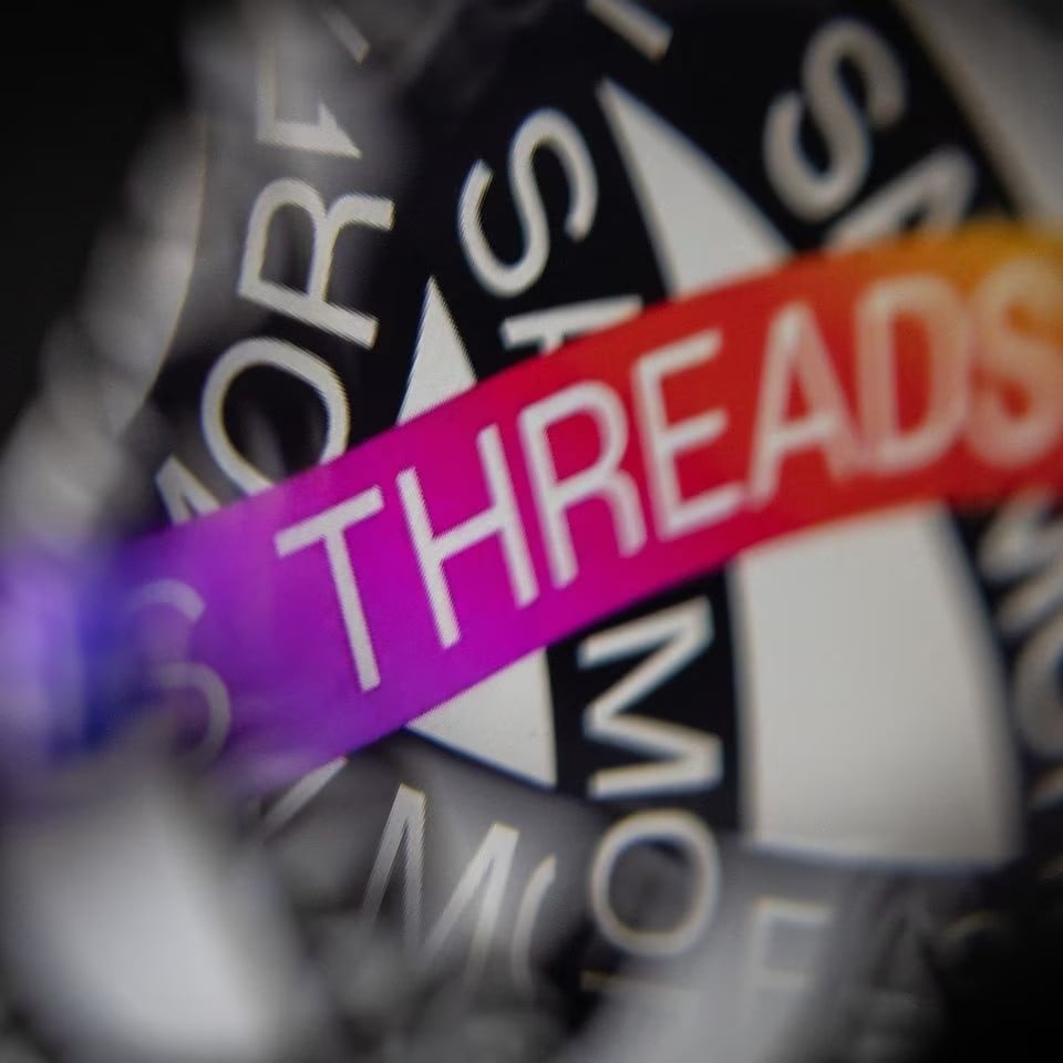 Threads, la funzione di ricerca blocca termini sensibili come Covid e sesso