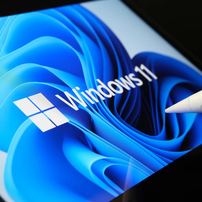 Windows 11 conclude un 2023 di crescita con un dicembre stazionario
