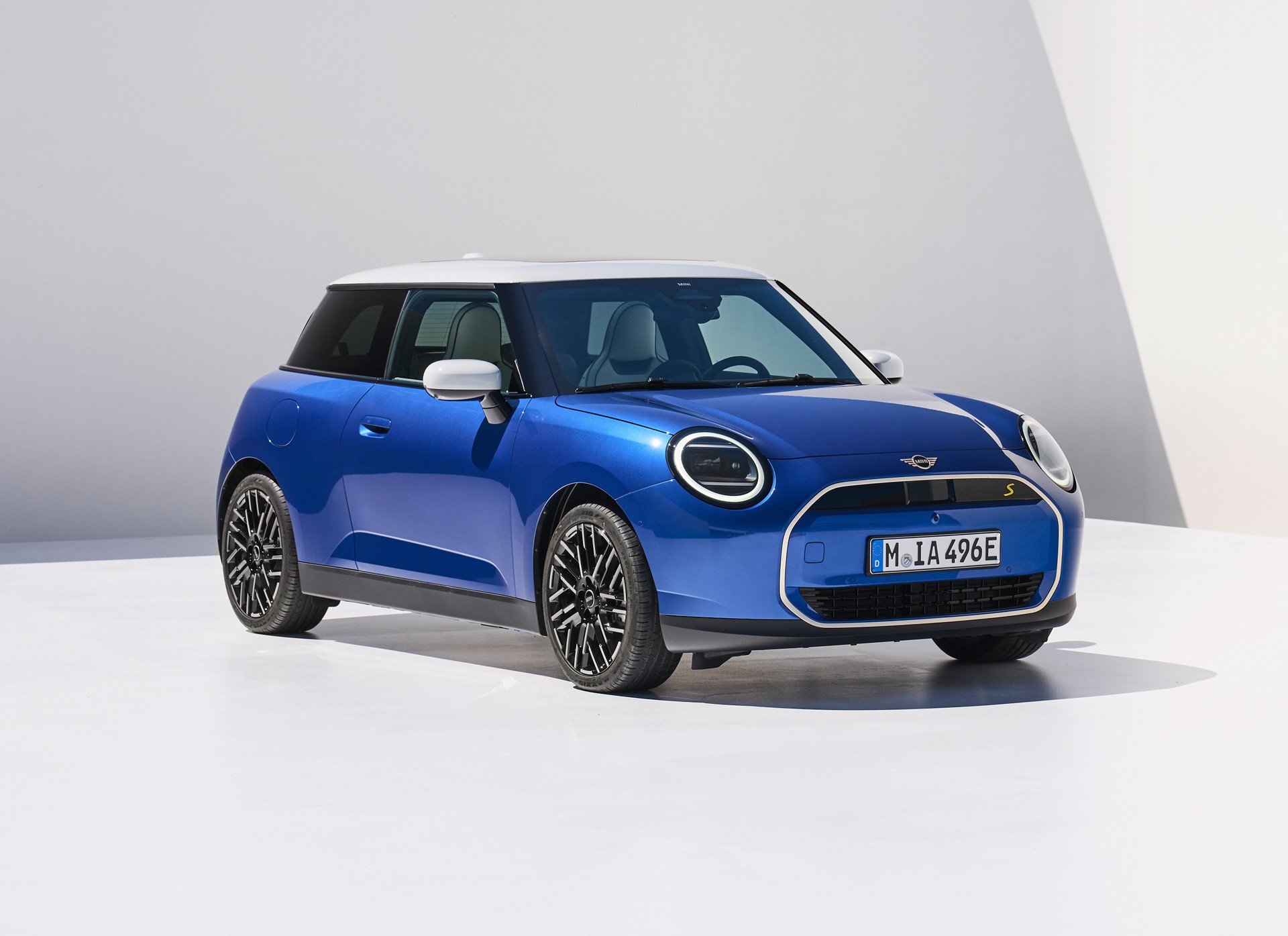 MINI Cooper SE, ecco come si guida la prima MINI elettrica