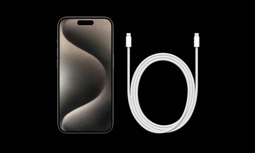 iPhone 15 ha normalissima porta USB-C: no limiti (ma attenti al cavo in  dotazione) 