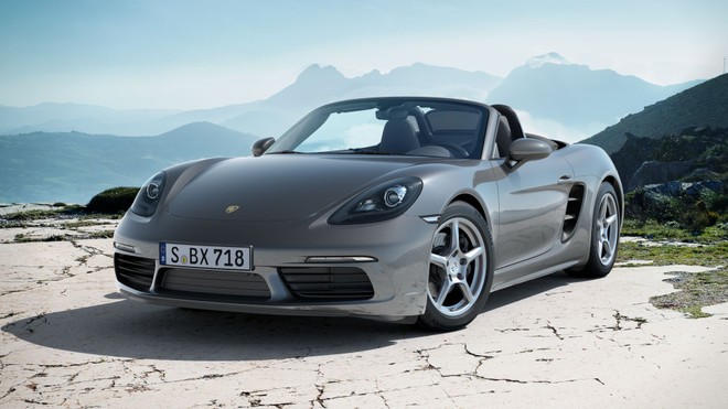 Porsche Boxster elettrica, i test proseguono al Nurburgring. Video Spia