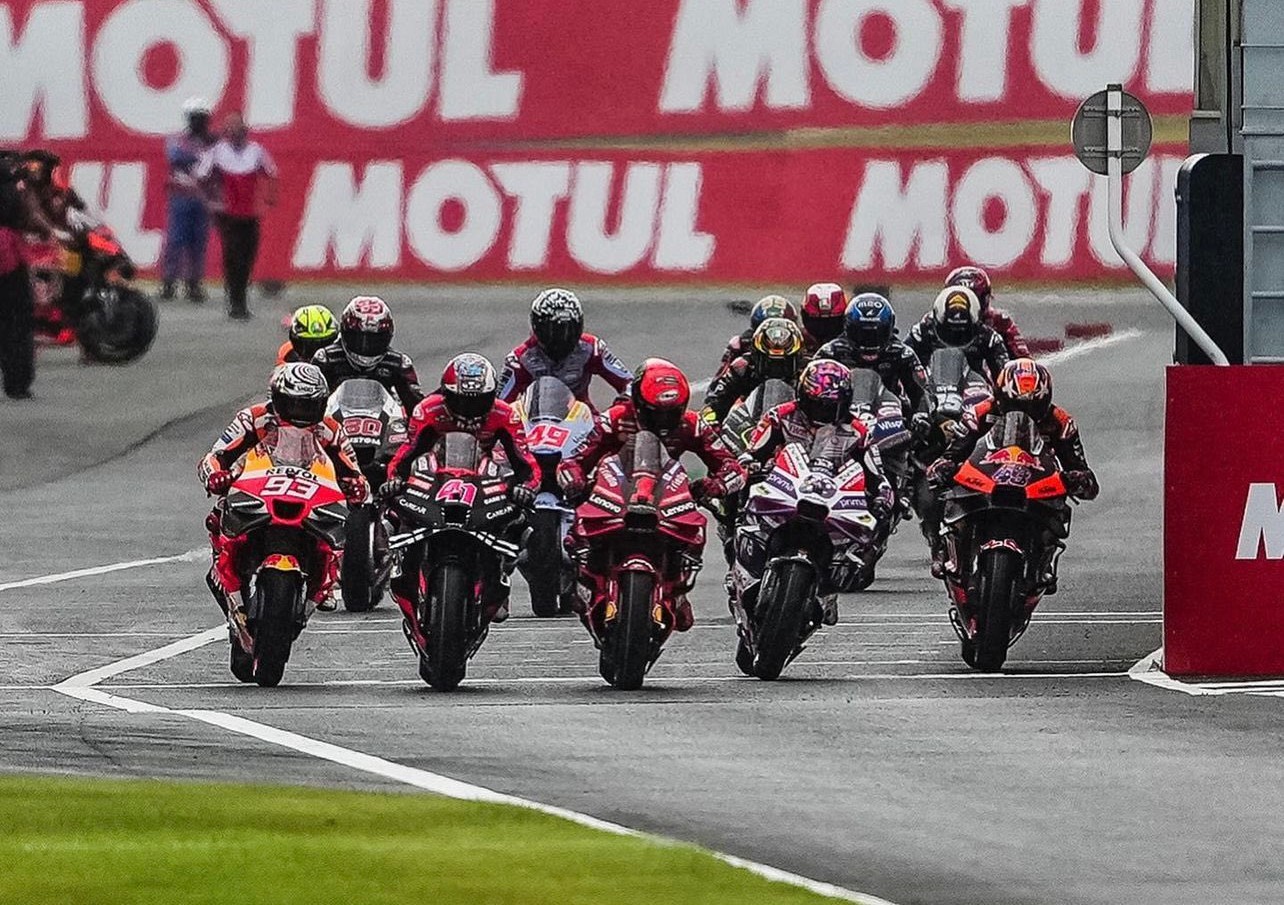 La Gazzetta del Motorsport, in MotoGP Jorge Martin trionfa nel diluvio