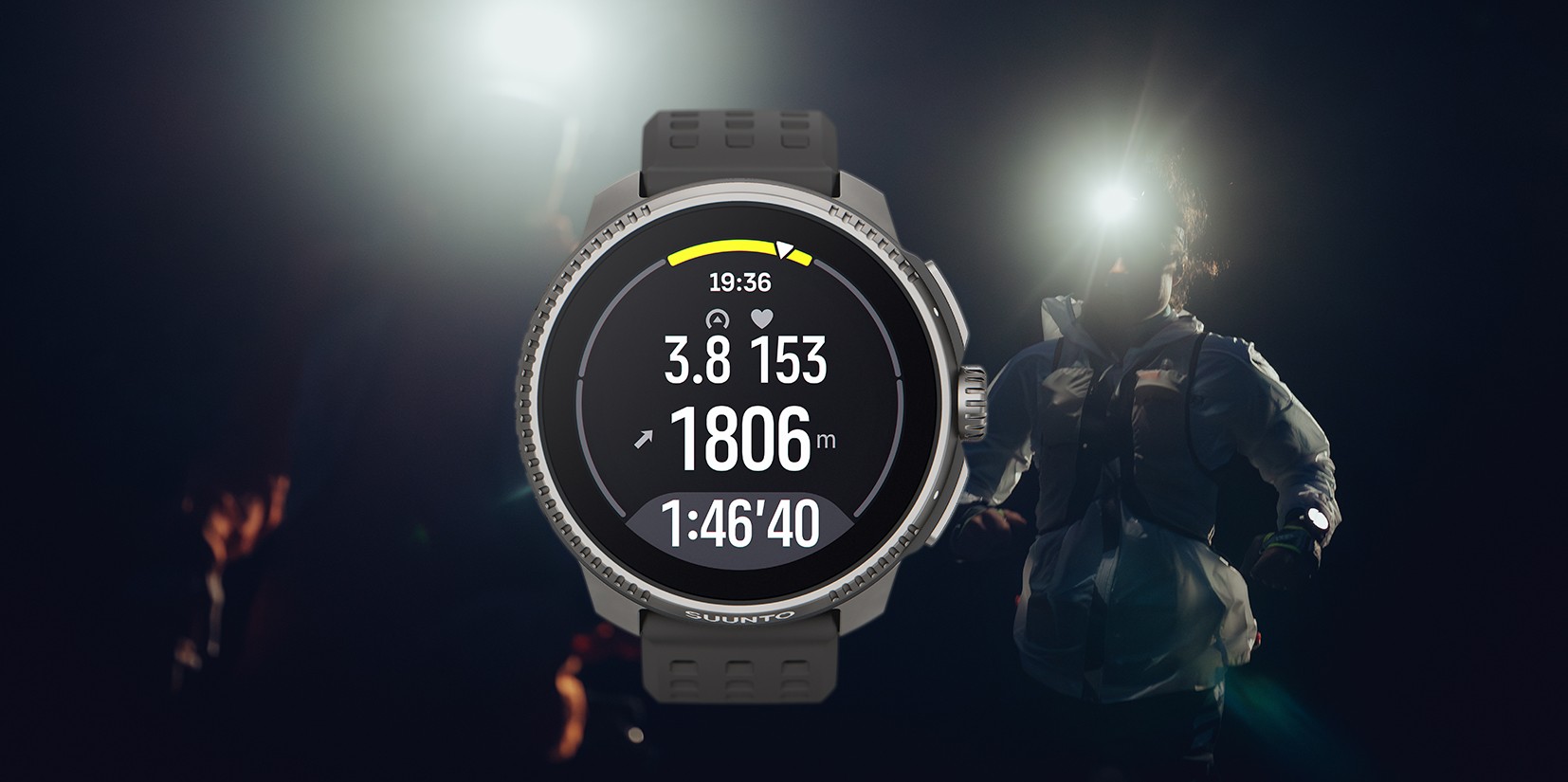 Suunto Race ufficiale, lo sportwatch con GPS integrato è anche in titanio | Prezzi