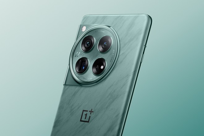 OnePlus 12, ufficiale lancio globale a gennaio insieme a 12R | Data
