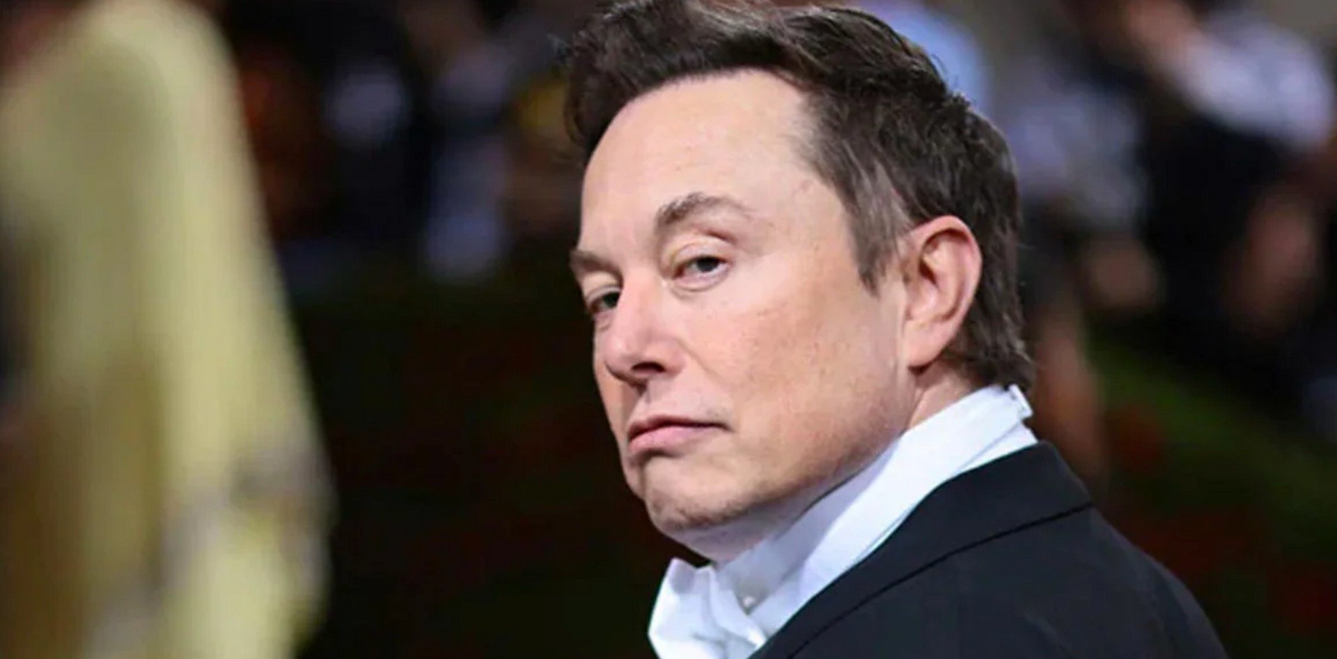 Elon Musk sfida i vandali delle Tesla e pensa già al Master Plan 4