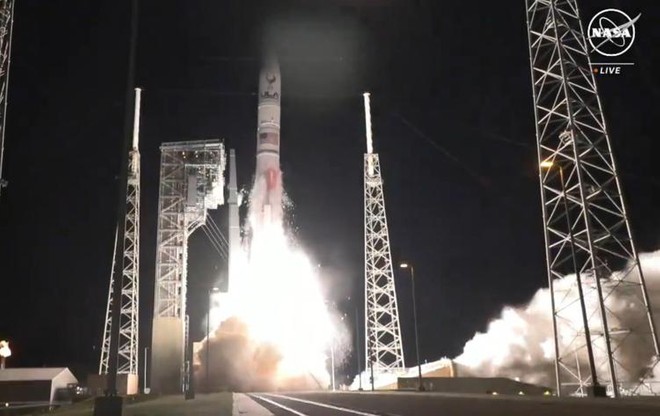 Lander Peregrine missione a rischio. Perdita di carburante dopo il lancio