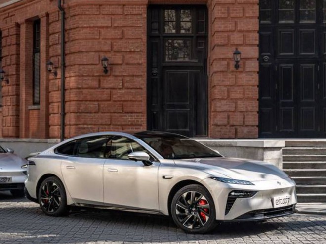 Dongfeng eTT 007, al via le prevendite in Cina della nuova berlina