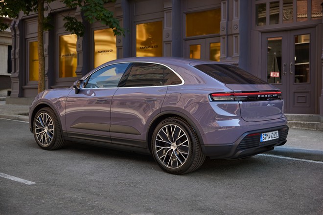 Porsche, Lutz Meschke: l’UE potrebbe rinviare lo stop alle endotermiche del 2035