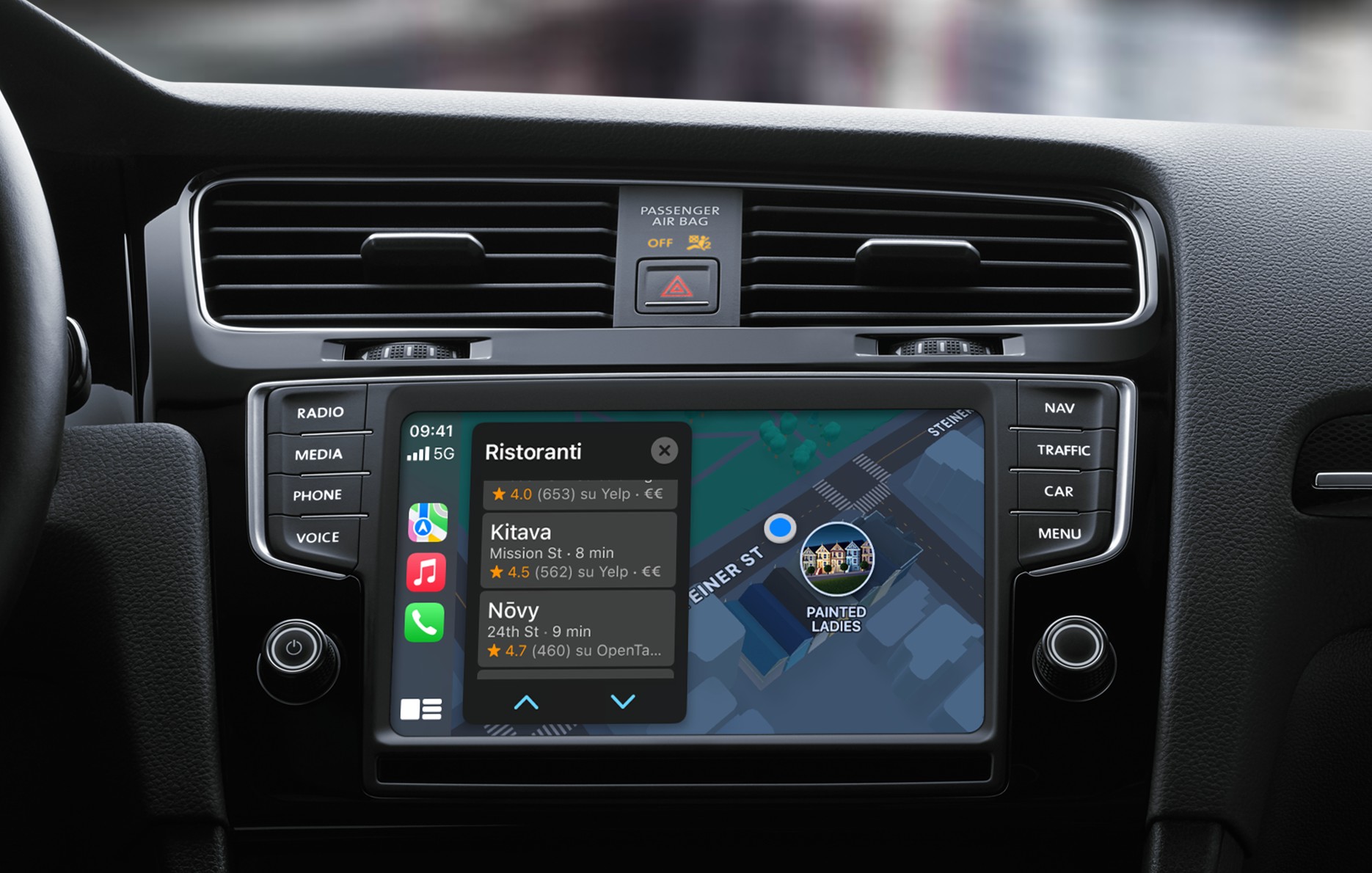 CarPlay è irrinunciabile per gli acquirenti di una nuova auto. Lo rivela un sondaggio