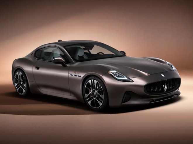 Maserati GranTurismo Folgore, annunciata la gamma italiana