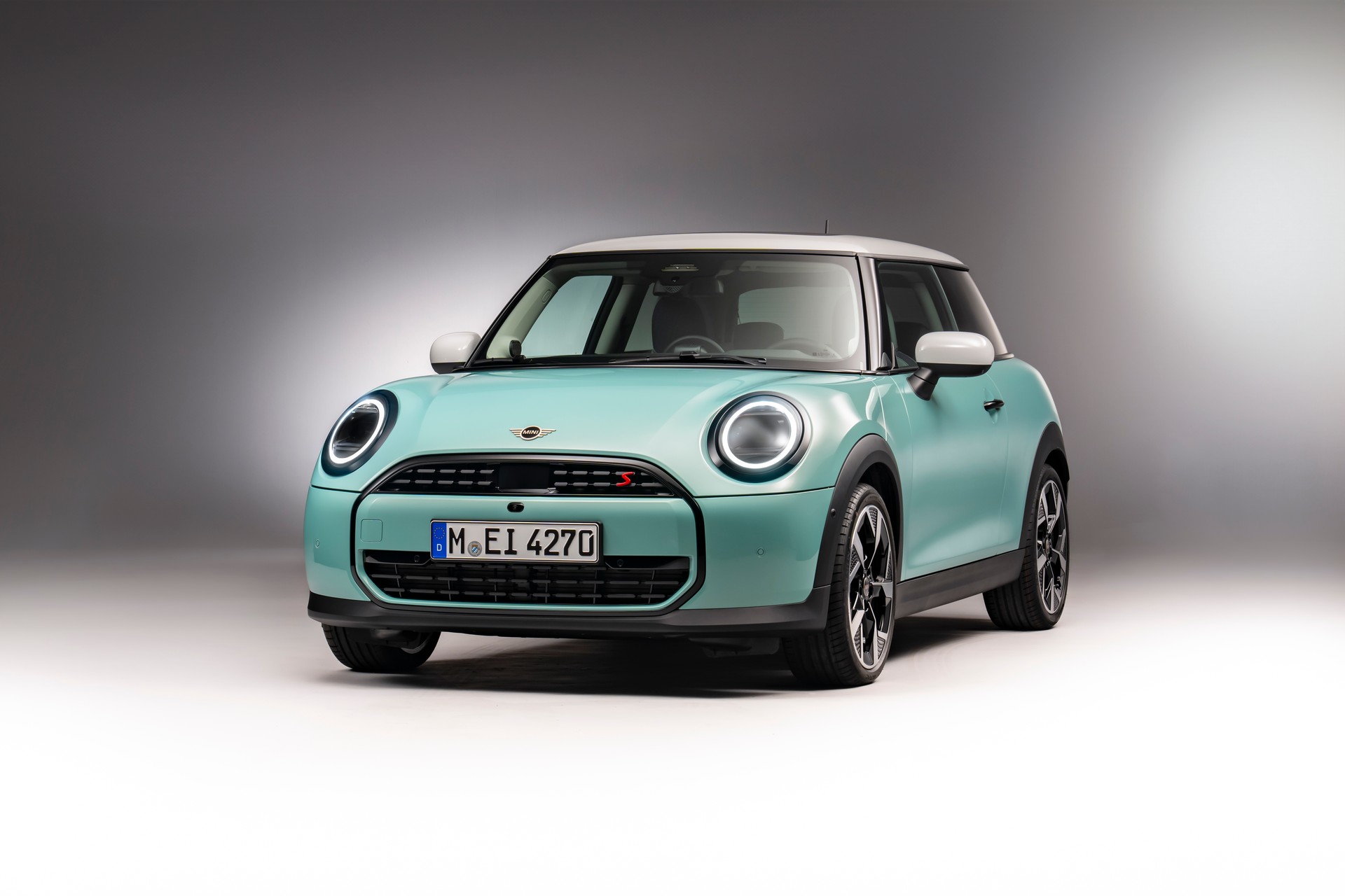The new MINI Cooper, now also equipped with petrol engines