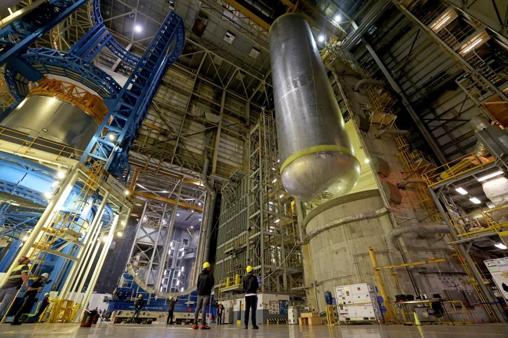 The main components of the Artemis III SLS rocket are structurally complete