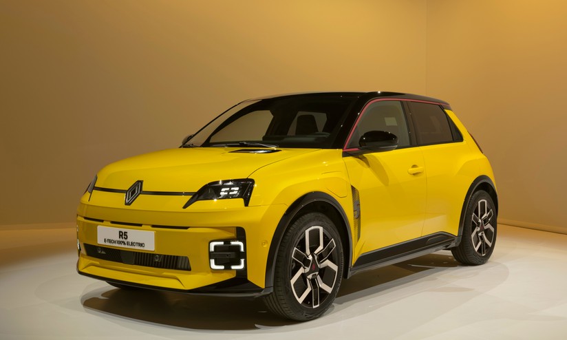 Renault 5 vince il Car of the Year 2025 HDmotori