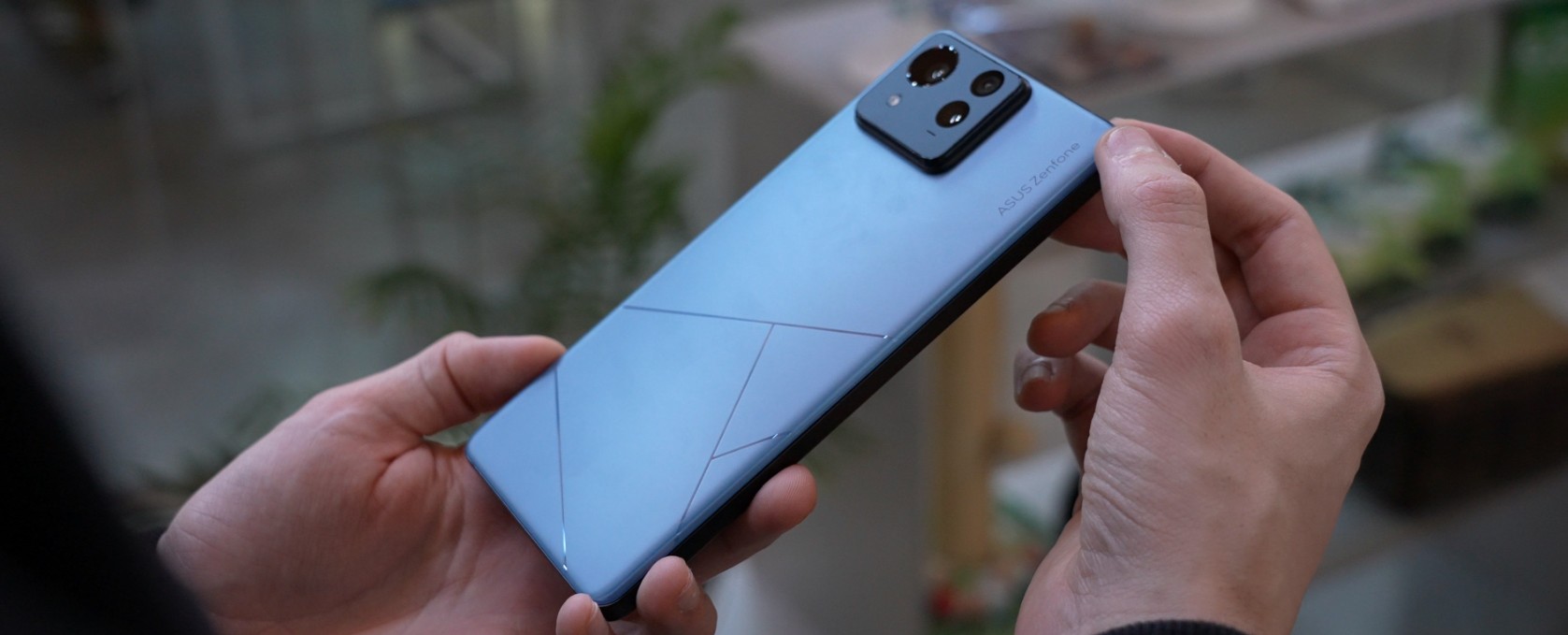 Recensione Asus Zenfone 11 (Ultra): tutto nuovo ma sa di déjà vu