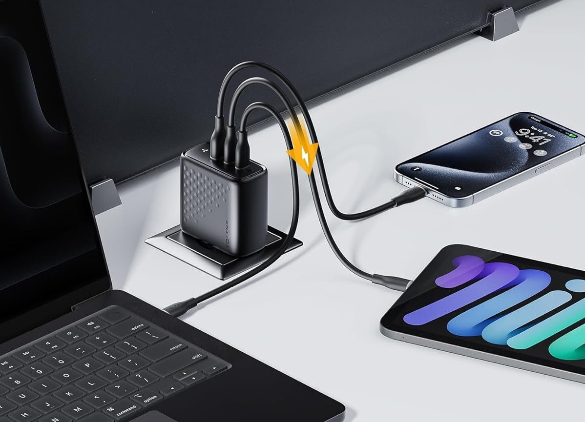 Caricatore 100W USB-C VOLTME anche per notebook: offerta lampo di Amazon