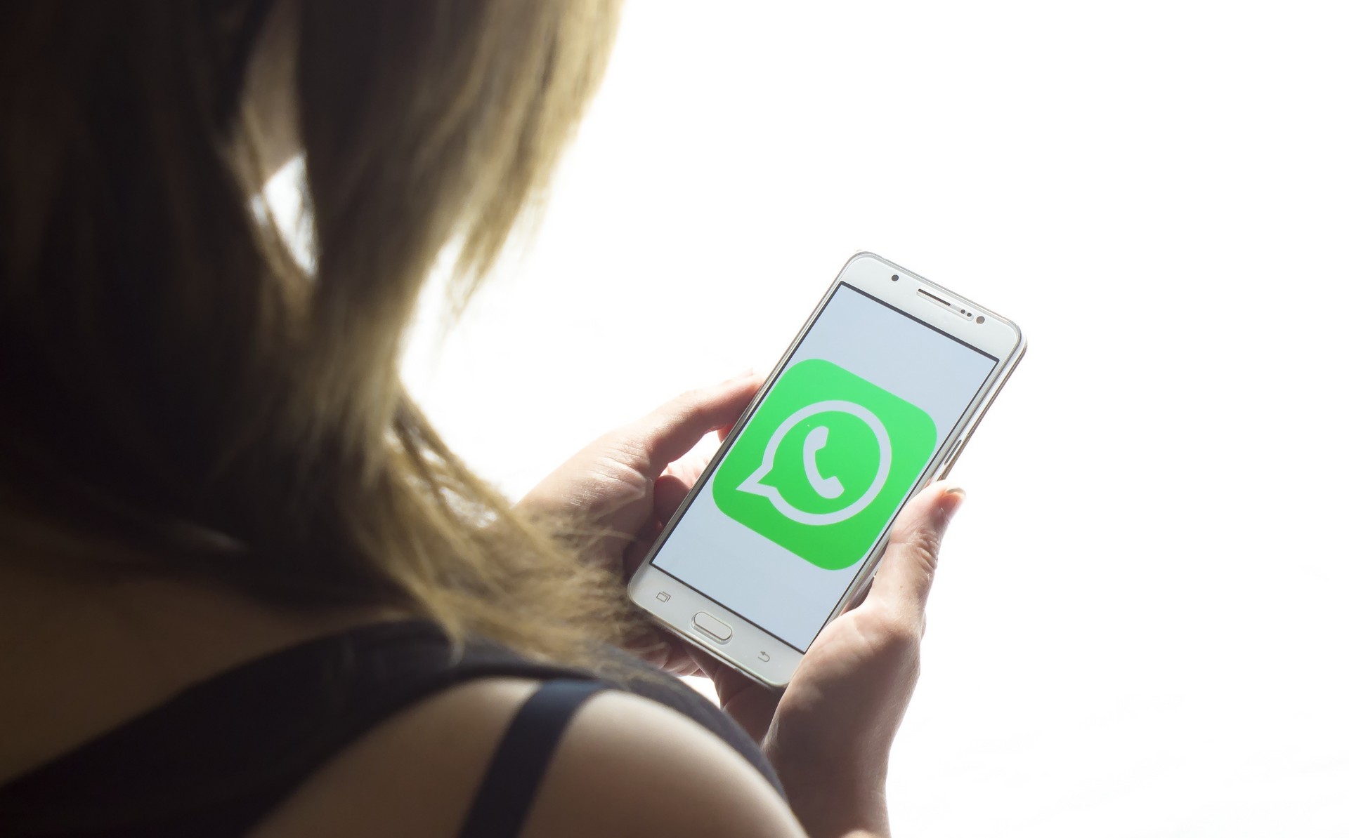 WhatsApp beta: su iOS arriva la scelta della qualità di caricamento multimediale