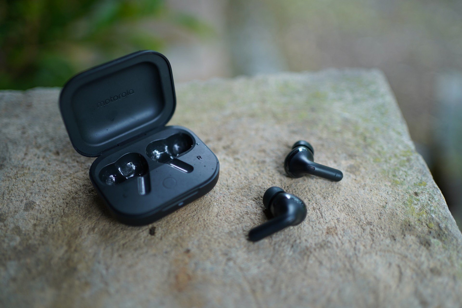 Recensione Moto Buds+: una bella sorpresa per un prodotto centrato