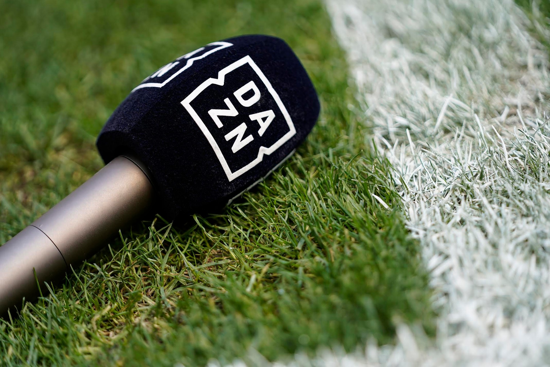 Serie A Sbarca Oltreoceano: DAZN Estende la Trasmissione in USA, Regno Unito e Irlanda! Scopri Dove e Quando Vedere le Partite